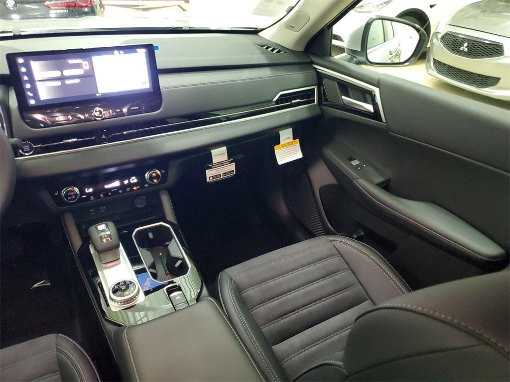 new 2025 Mitsubishi Outlander car, priced at $32,997