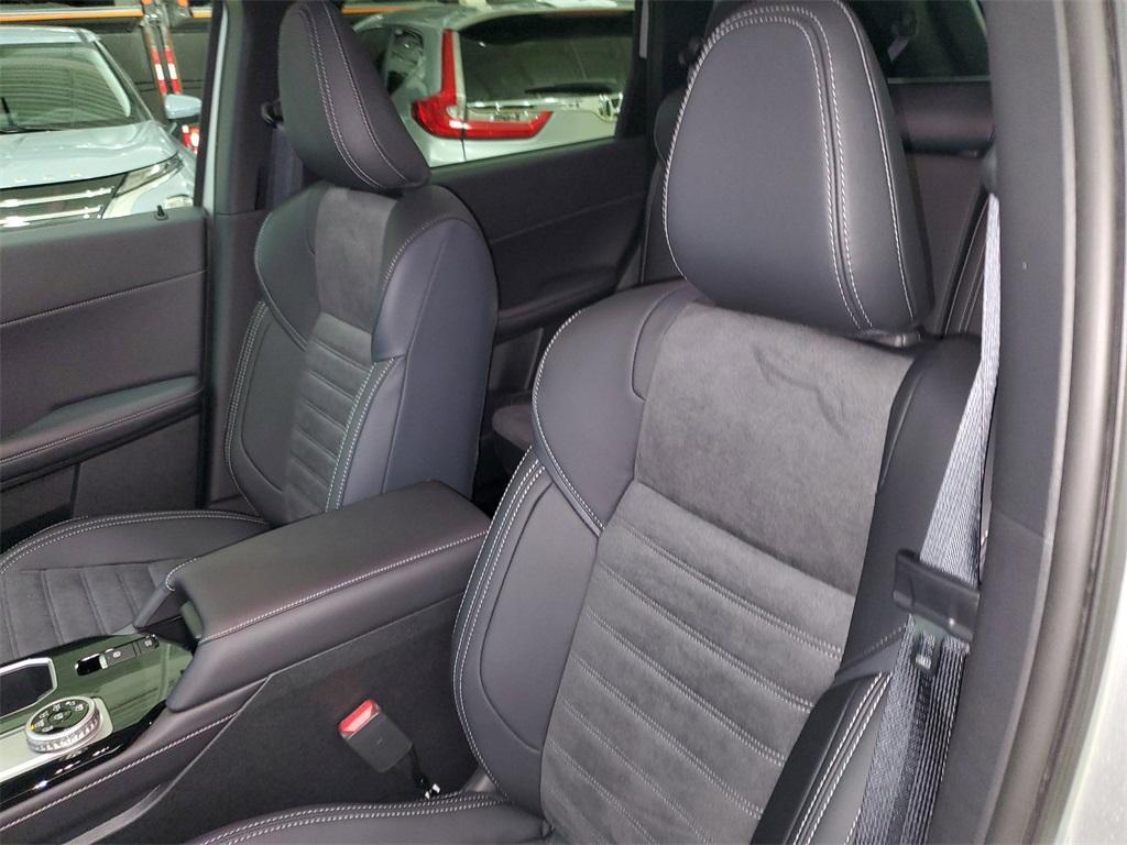 new 2025 Mitsubishi Outlander car, priced at $32,997
