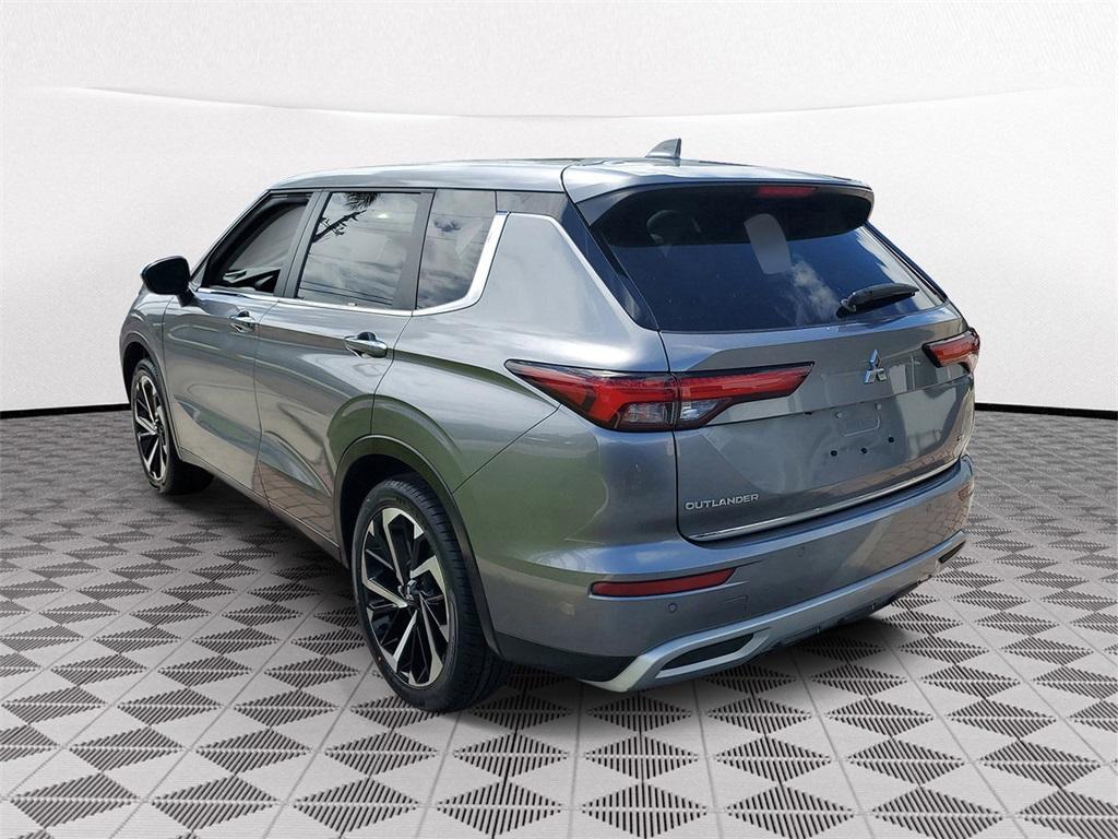 used 2022 Mitsubishi Outlander car, priced at $20,999