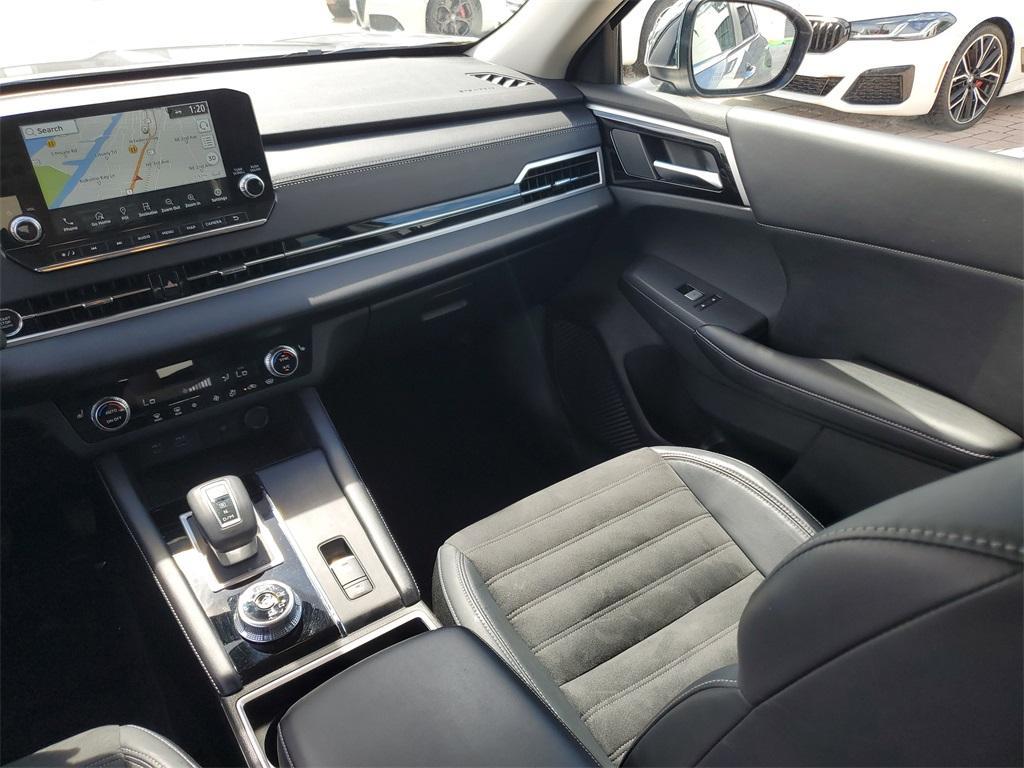 used 2022 Mitsubishi Outlander car, priced at $20,999