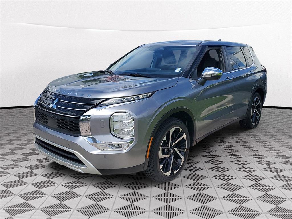 used 2022 Mitsubishi Outlander car, priced at $20,999