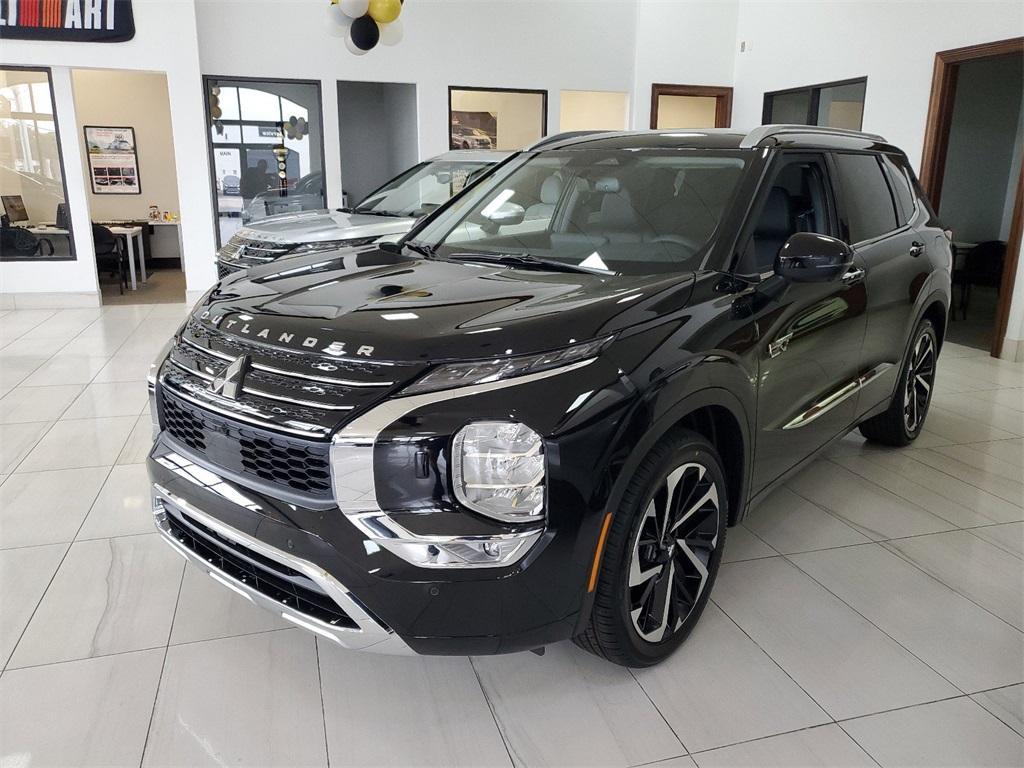 new 2025 Mitsubishi Outlander PHEV car, priced at $47,997