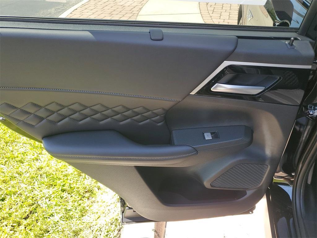 new 2025 Mitsubishi Outlander PHEV car, priced at $41,495