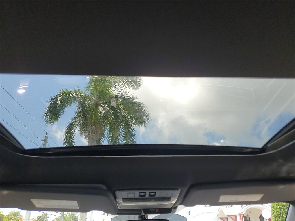 new 2025 Mitsubishi Outlander PHEV car, priced at $41,495