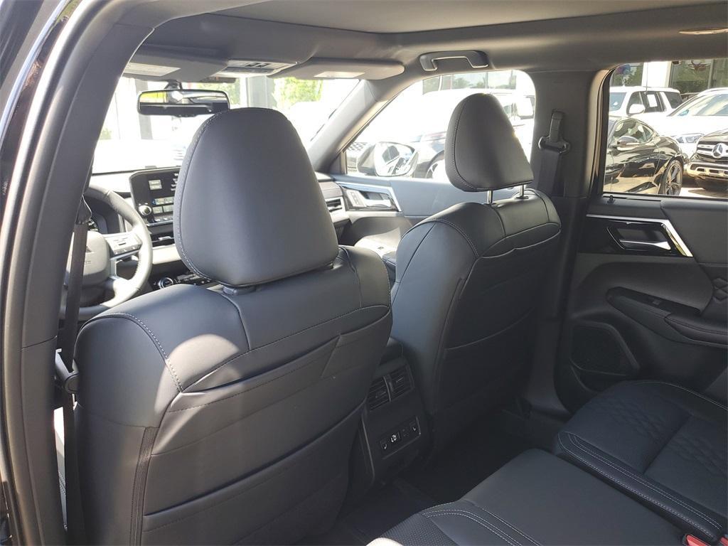 new 2025 Mitsubishi Outlander PHEV car, priced at $41,495