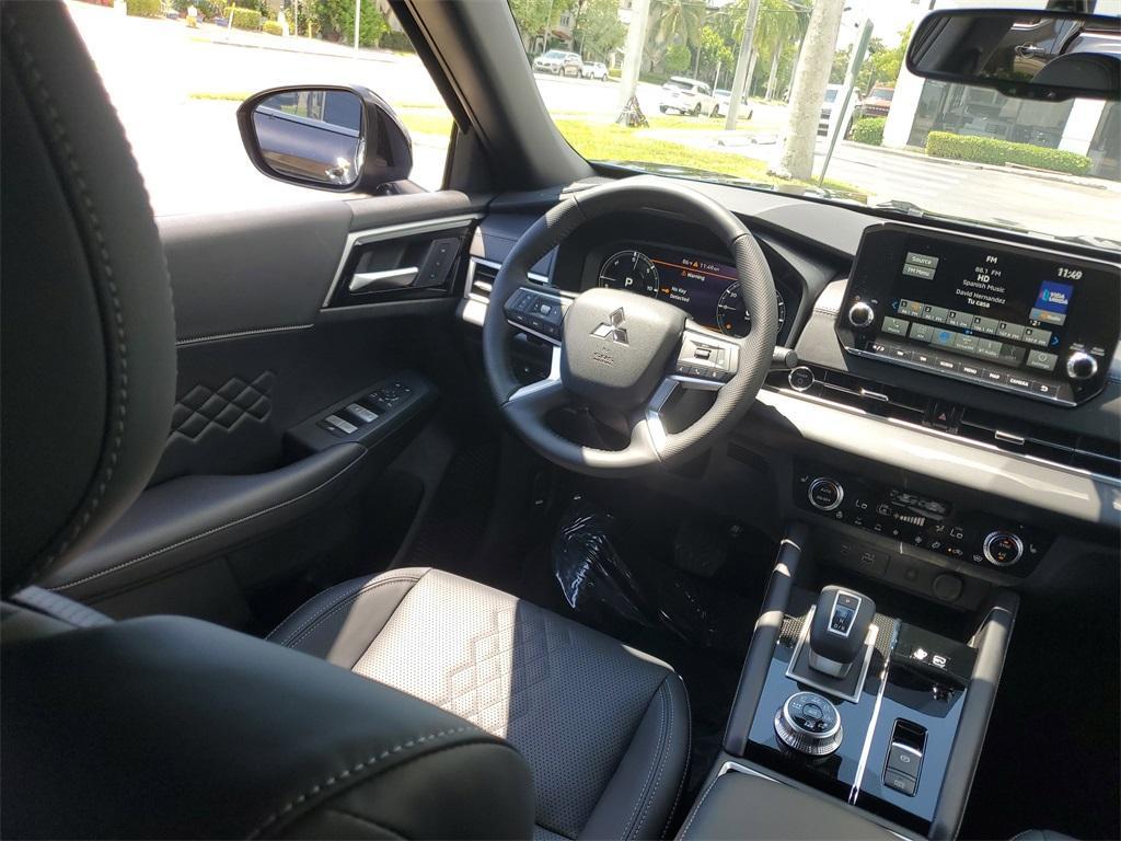 new 2025 Mitsubishi Outlander PHEV car, priced at $41,495