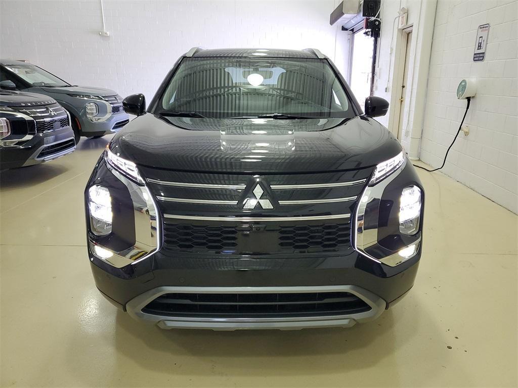 new 2025 Mitsubishi Outlander car, priced at $29,581