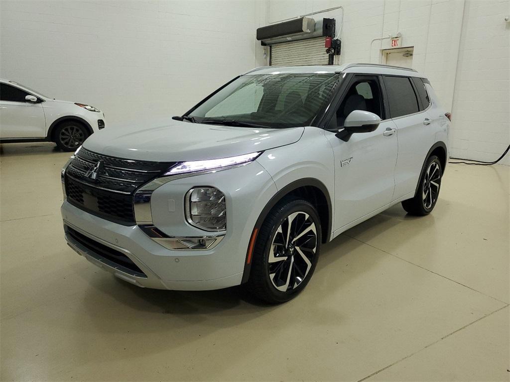 new 2025 Mitsubishi Outlander PHEV car, priced at $49,995