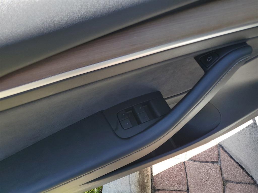 used 2021 Tesla Model 3 car, priced at $20,899