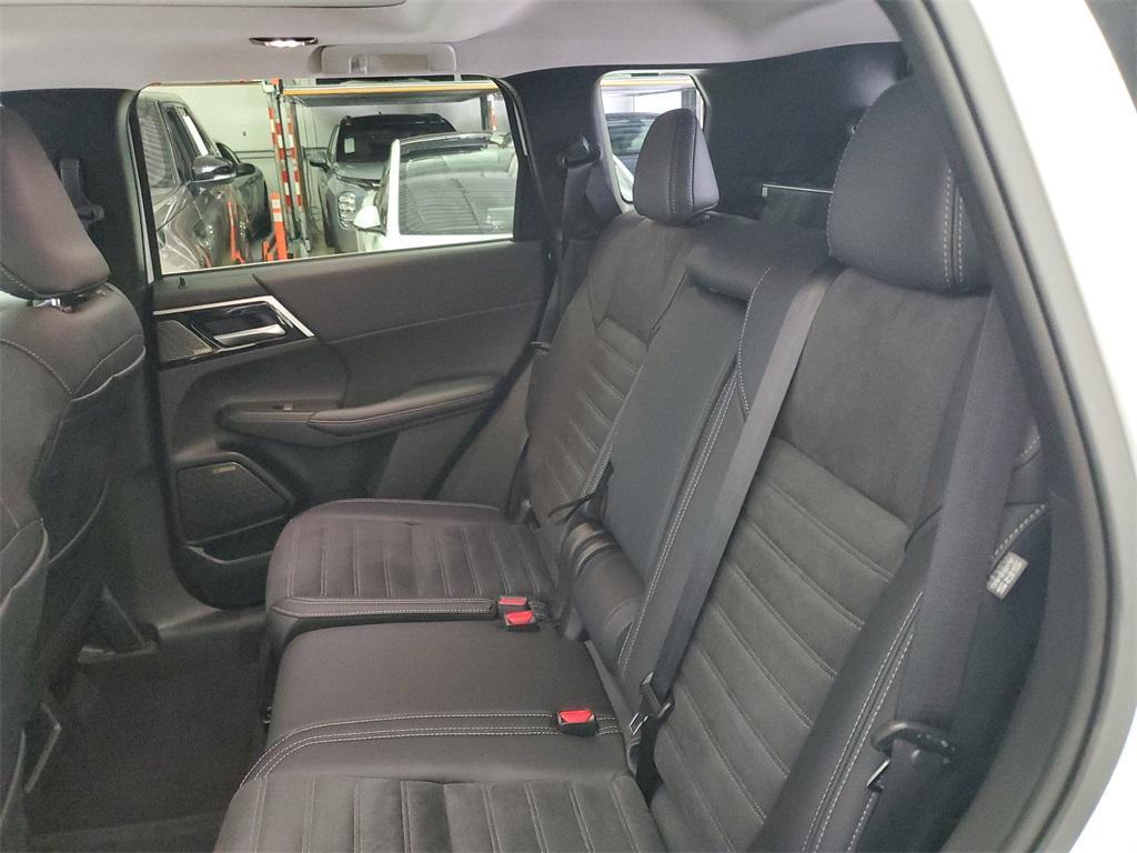 new 2025 Mitsubishi Outlander car, priced at $36,893