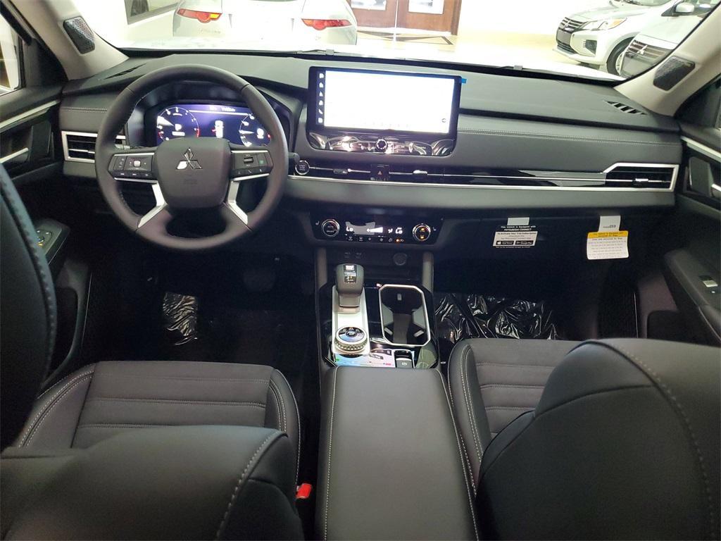 new 2025 Mitsubishi Outlander car, priced at $36,893