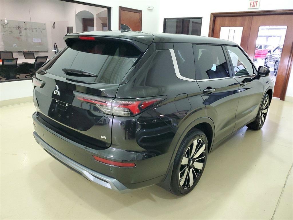 new 2025 Mitsubishi Outlander car, priced at $26,995