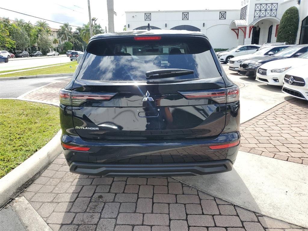 new 2025 Mitsubishi Outlander car, priced at $24,995