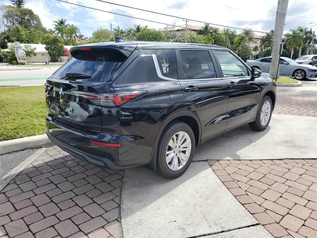 new 2025 Mitsubishi Outlander car, priced at $24,995