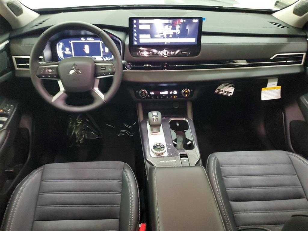 new 2025 Mitsubishi Outlander car, priced at $37,514