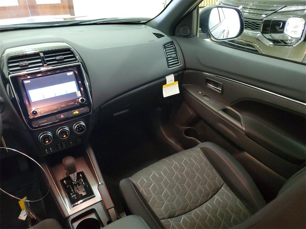 new 2025 Mitsubishi Outlander Sport car, priced at $31,365