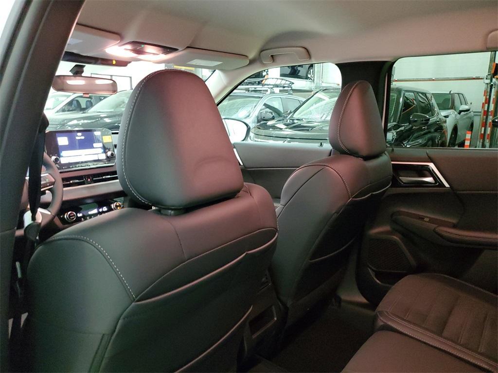 new 2025 Mitsubishi Outlander PHEV car, priced at $38,995