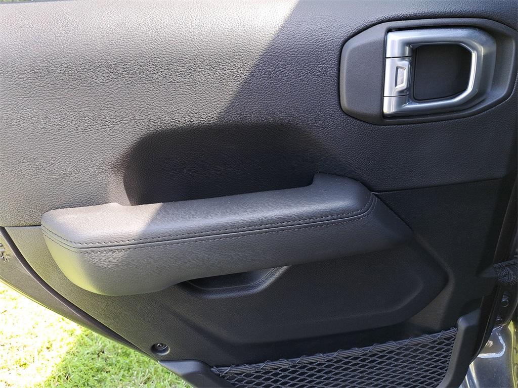 used 2021 Jeep Wrangler Unlimited car, priced at $35,899
