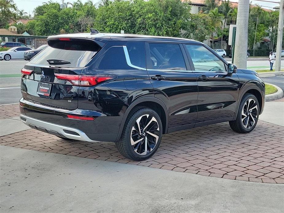 new 2024 Mitsubishi Outlander car, priced at $24,497