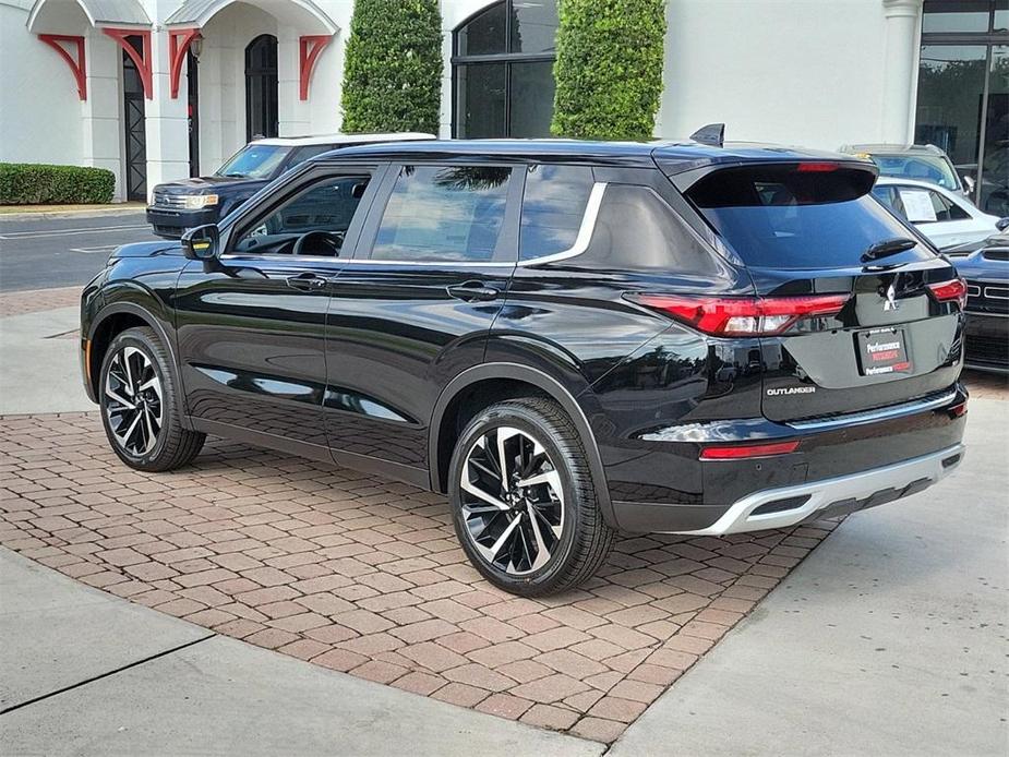 new 2024 Mitsubishi Outlander car, priced at $24,497