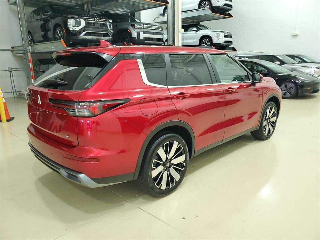 new 2025 Mitsubishi Outlander car, priced at $38,120