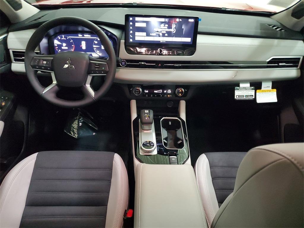 new 2025 Mitsubishi Outlander car, priced at $38,120