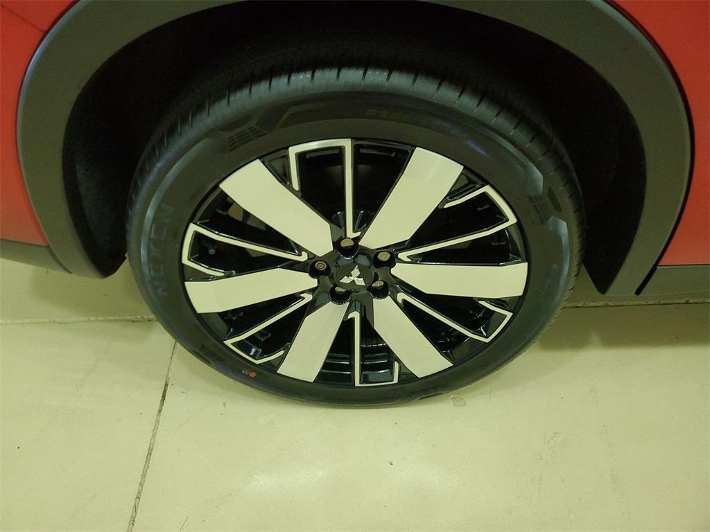 new 2025 Mitsubishi Outlander car, priced at $38,120