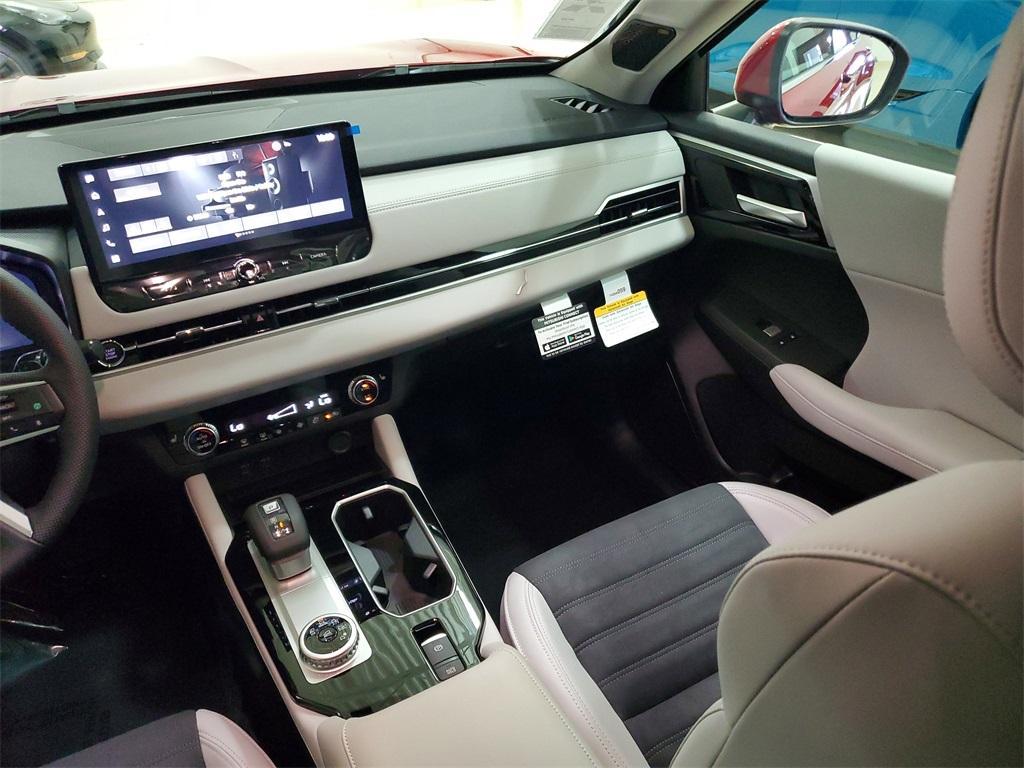 new 2025 Mitsubishi Outlander car, priced at $38,120