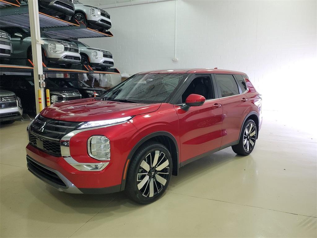 new 2025 Mitsubishi Outlander car, priced at $38,217