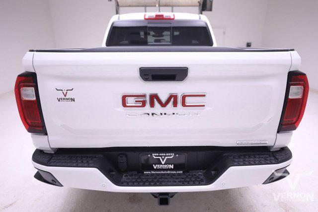 new 2025 GMC Canyon car, priced at $36,595