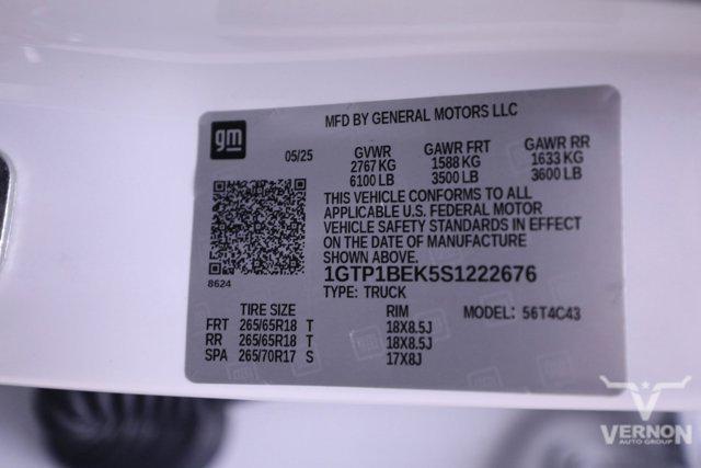 new 2025 GMC Canyon car, priced at $36,595