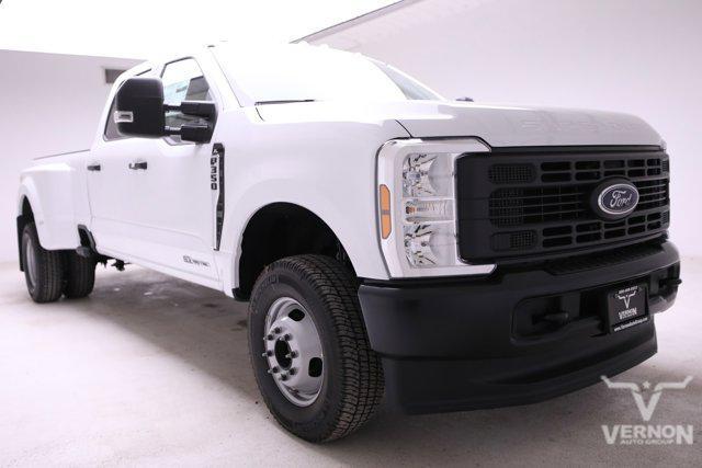 new 2024 Ford F-350 car, priced at $63,172