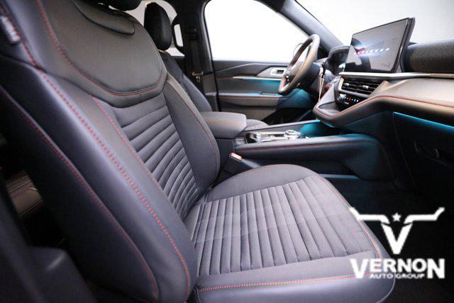 new 2025 Ford Explorer car, priced at $45,116