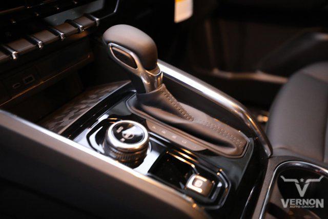 new 2025 GMC Canyon car, priced at $45,891