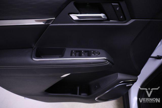 new 2026 GMC Acadia car, priced at $45,477