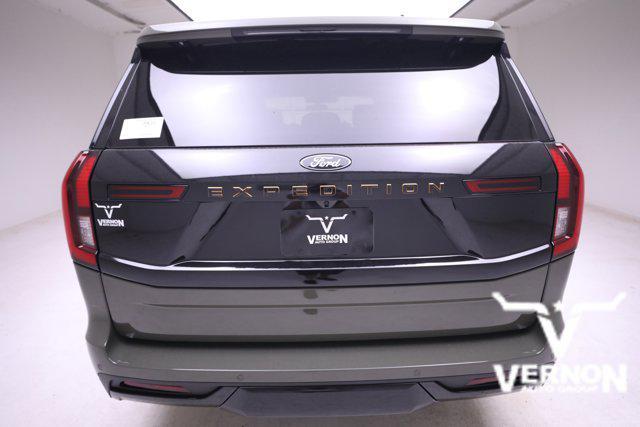 new 2025 Ford Expedition car, priced at $80,381