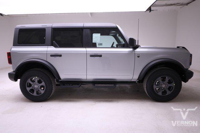 new 2024 Ford Bronco car, priced at $41,622