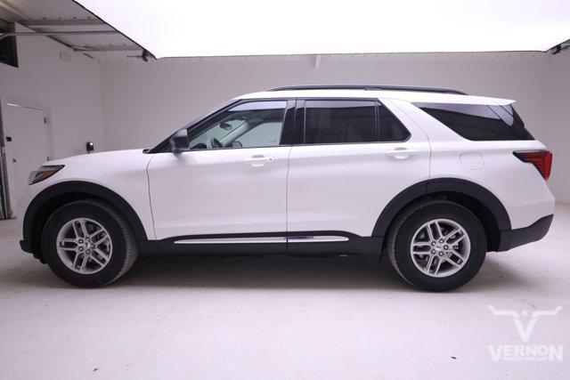 new 2025 Ford Explorer car, priced at $40,771