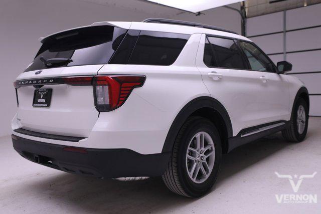 new 2025 Ford Explorer car, priced at $40,771