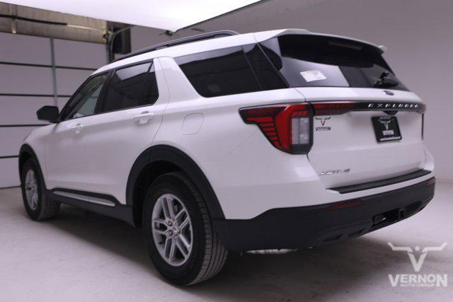 new 2025 Ford Explorer car, priced at $40,771