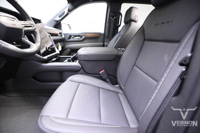 new 2025 GMC Yukon car, priced at $79,138