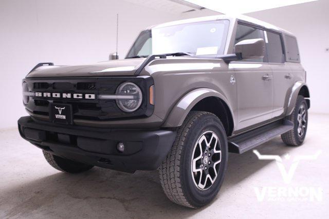 new 2025 Ford Bronco car, priced at $51,630