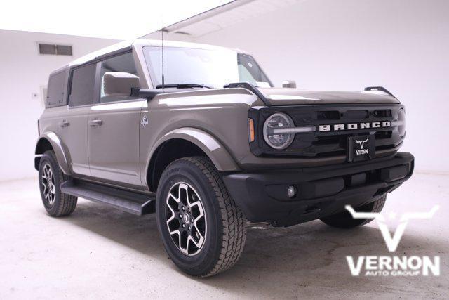 new 2025 Ford Bronco car, priced at $51,630