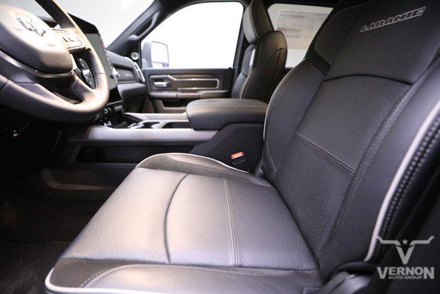 new 2025 Ram 3500 car, priced at $86,627