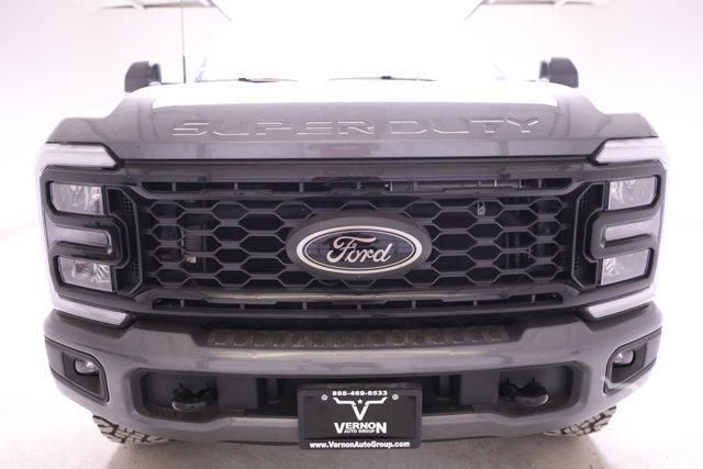 new 2025 Ford F-250 car, priced at $81,598