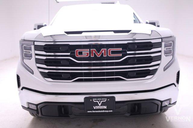 new 2024 GMC Sierra 1500 car, priced at $55,573