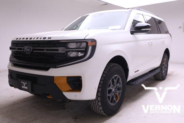 new 2025 Ford Expedition car, priced at $82,296