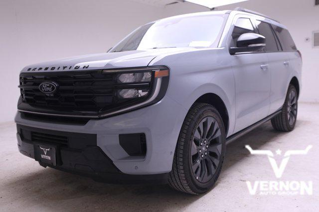 new 2025 Ford Expedition car, priced at $78,319