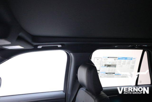 new 2025 Ford Expedition car, priced at $78,319