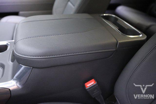 new 2025 GMC Sierra 1500 car, priced at $52,718
